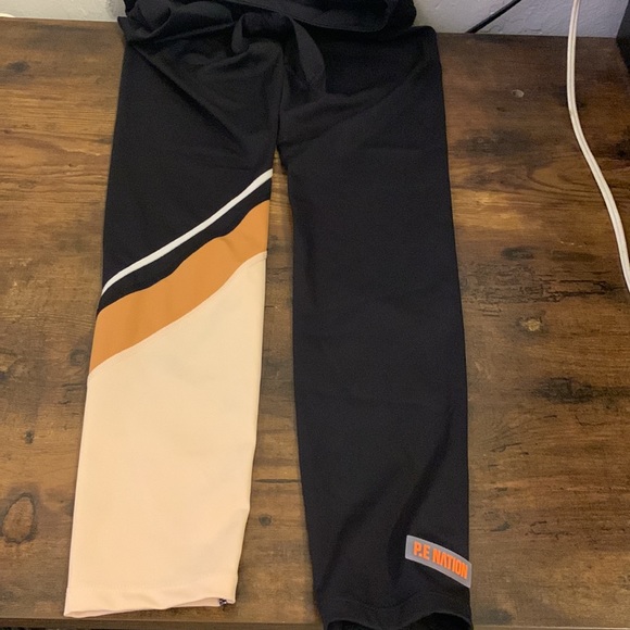 P.E. Nation 7/8 leggings Size Small - Picture 5 of 8